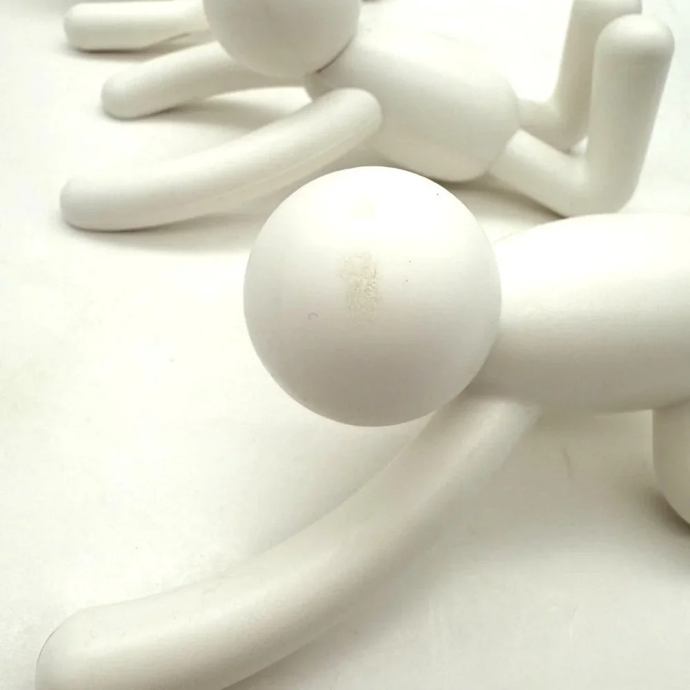 Umbra Buddy Wall Hooks – White Climbing Figures Alan Wisniewski Design Set of 3